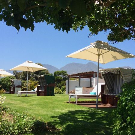 Apricot Gardens Guesthouse خليج غوردونز المظهر الخارجي الصورة