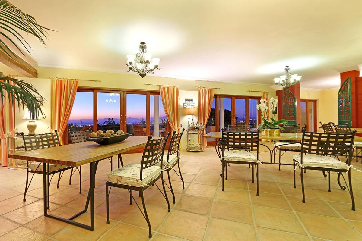 Apricot Gardens Guesthouse خليج غوردونز المظهر الخارجي الصورة