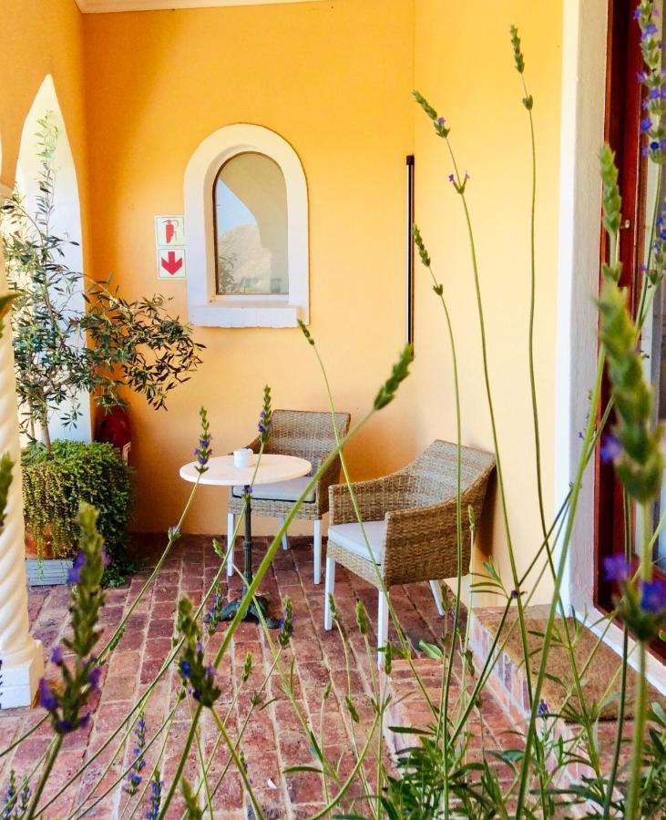 Apricot Gardens Guesthouse خليج غوردونز المظهر الخارجي الصورة