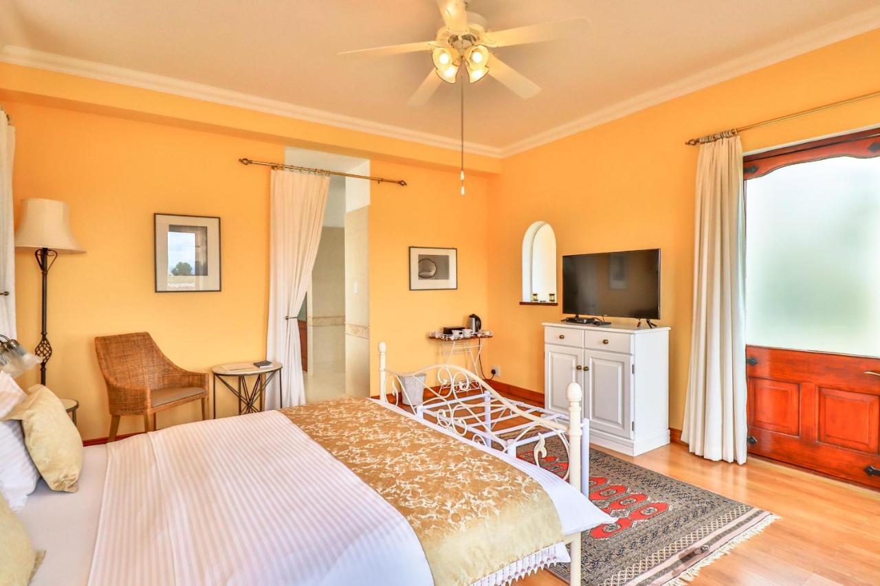 Apricot Gardens Guesthouse خليج غوردونز المظهر الخارجي الصورة