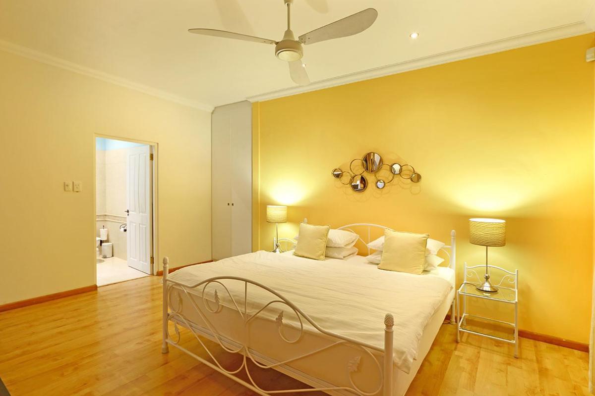 Apricot Gardens Guesthouse خليج غوردونز المظهر الخارجي الصورة