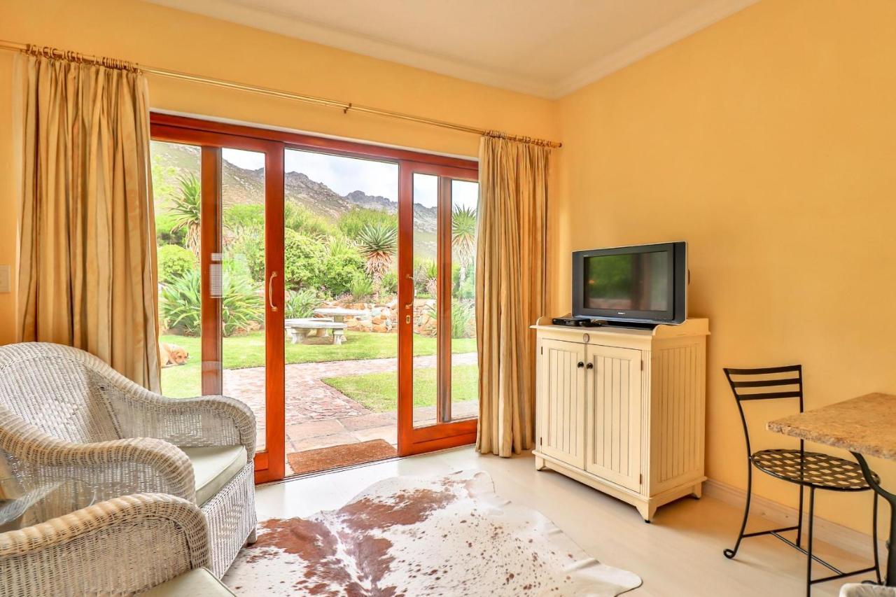Apricot Gardens Guesthouse خليج غوردونز المظهر الخارجي الصورة