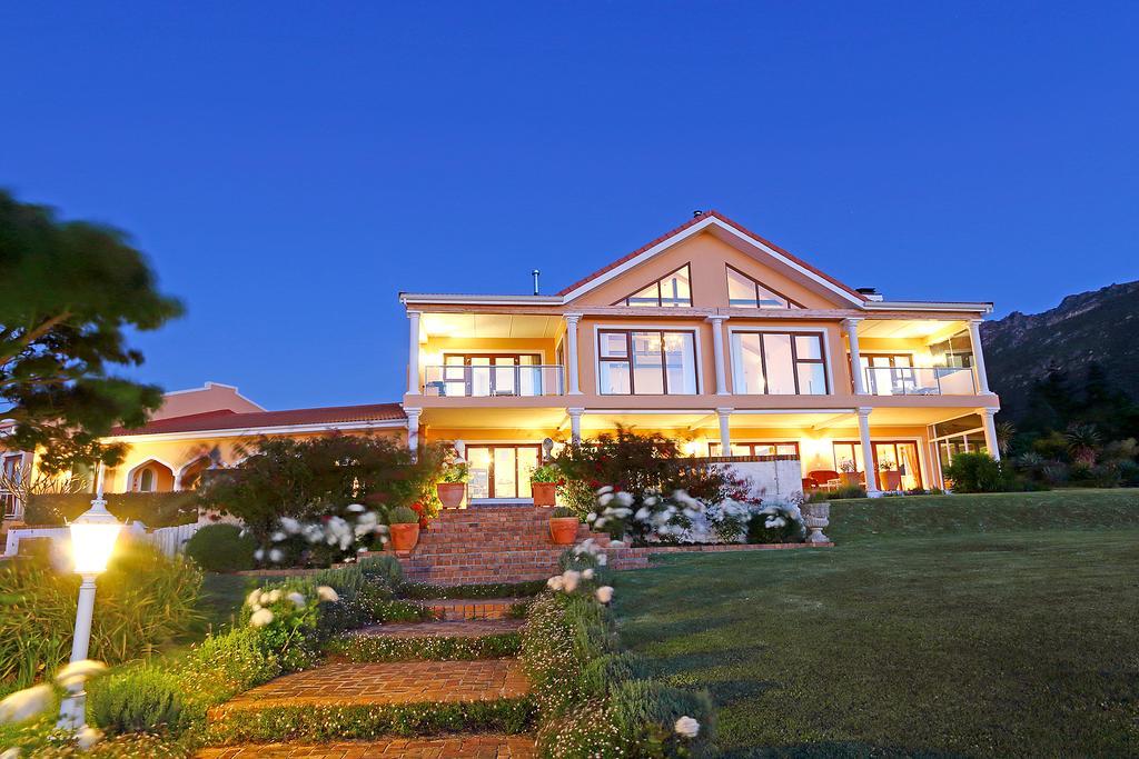 Apricot Gardens Guesthouse خليج غوردونز المظهر الخارجي الصورة
